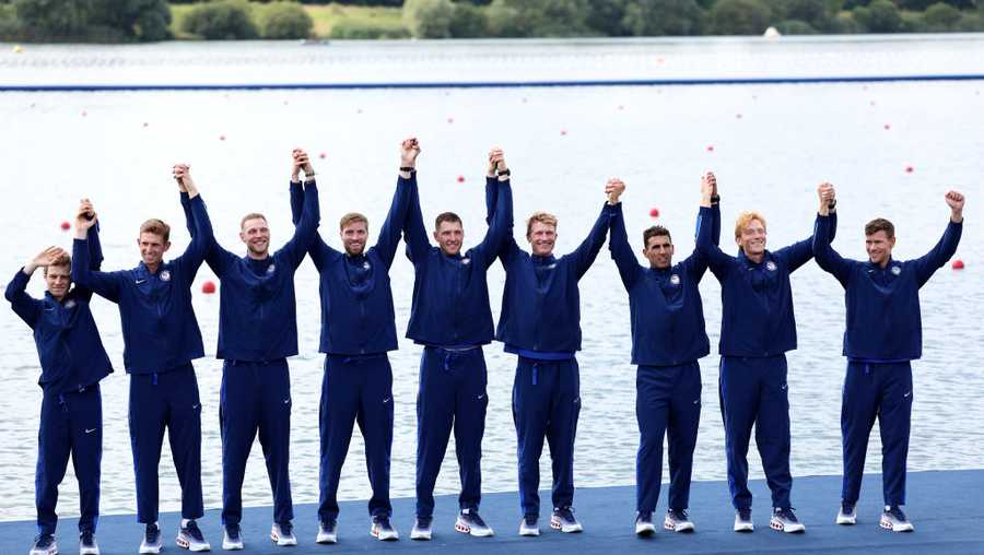 Henry Hollingsworth, Nick Rusher, Christian Tabash, Dean Clark, Chris Carlson, Peter Chatain, Evan Olson, Pieter Quinton and Rielly Milne of Team United States celebrate with their Bronze medals for the Men&apos;s Eight Finals on day eight of the Olympic Games Paris 2024. (Photo by Justin Setterfield/Getty Images)